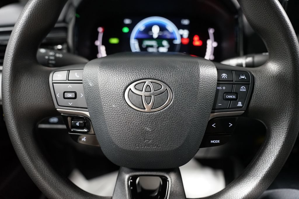 Certified 2025 Toyota Camry LE FWD image 12