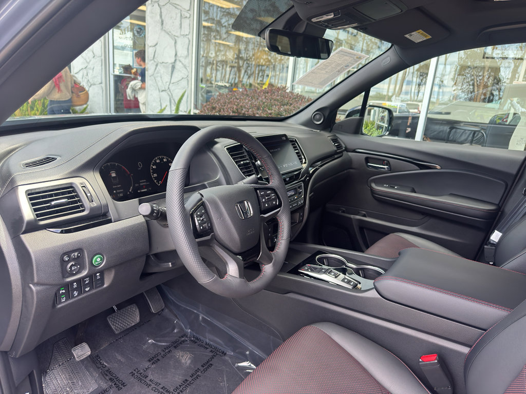 Used 2026 Honda Ridgeline Black Edition image 3