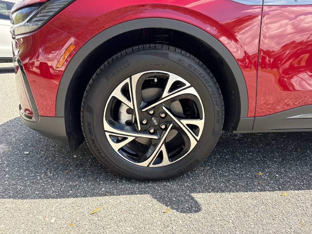 New 2026 Lincoln Nautilus Premier w/ Equipment Group 102A AWD/4WD image 10