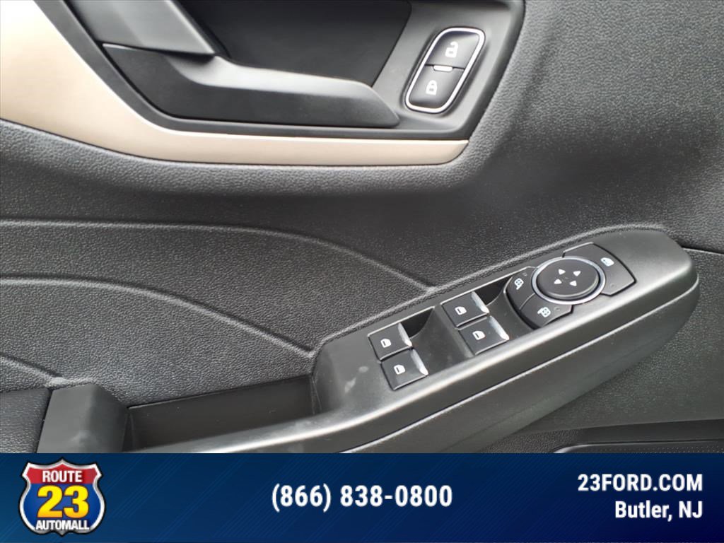 Certified 2022 Ford Escape SE w/ Convenience Package image 14