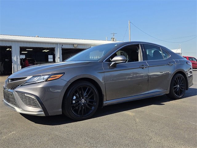 Used 2024 Toyota Camry XSE image 4