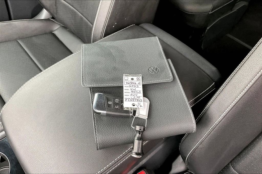 Used 2023 Volkswagen Atlas SE image 35