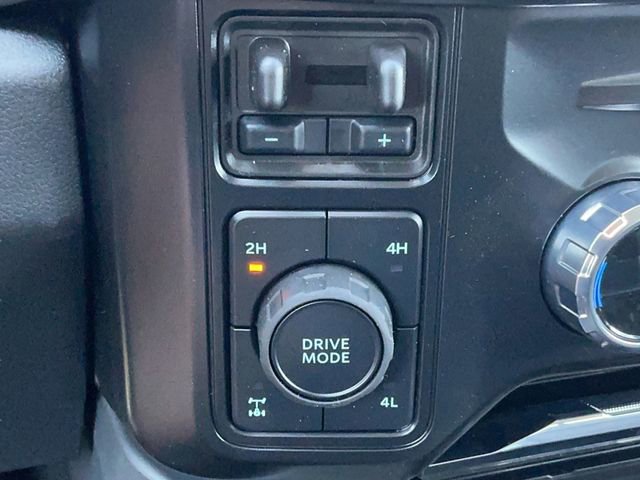 New 2026 Ford F250 Lariat w/ Black Appearance Package image 29