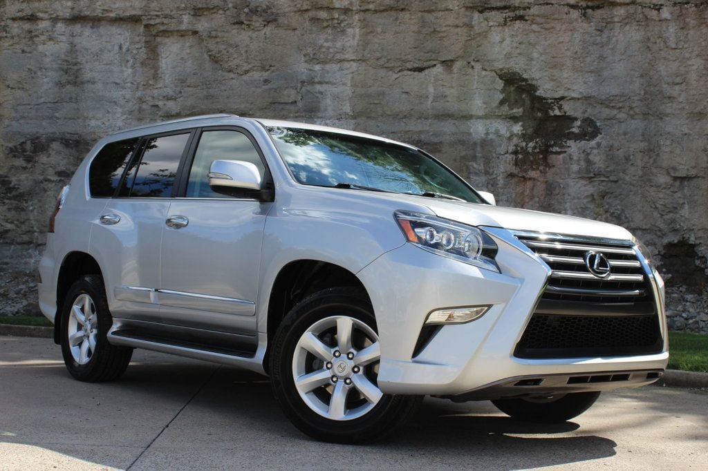 Used 2017 Lexus GX 460 AWD/4WD image 1