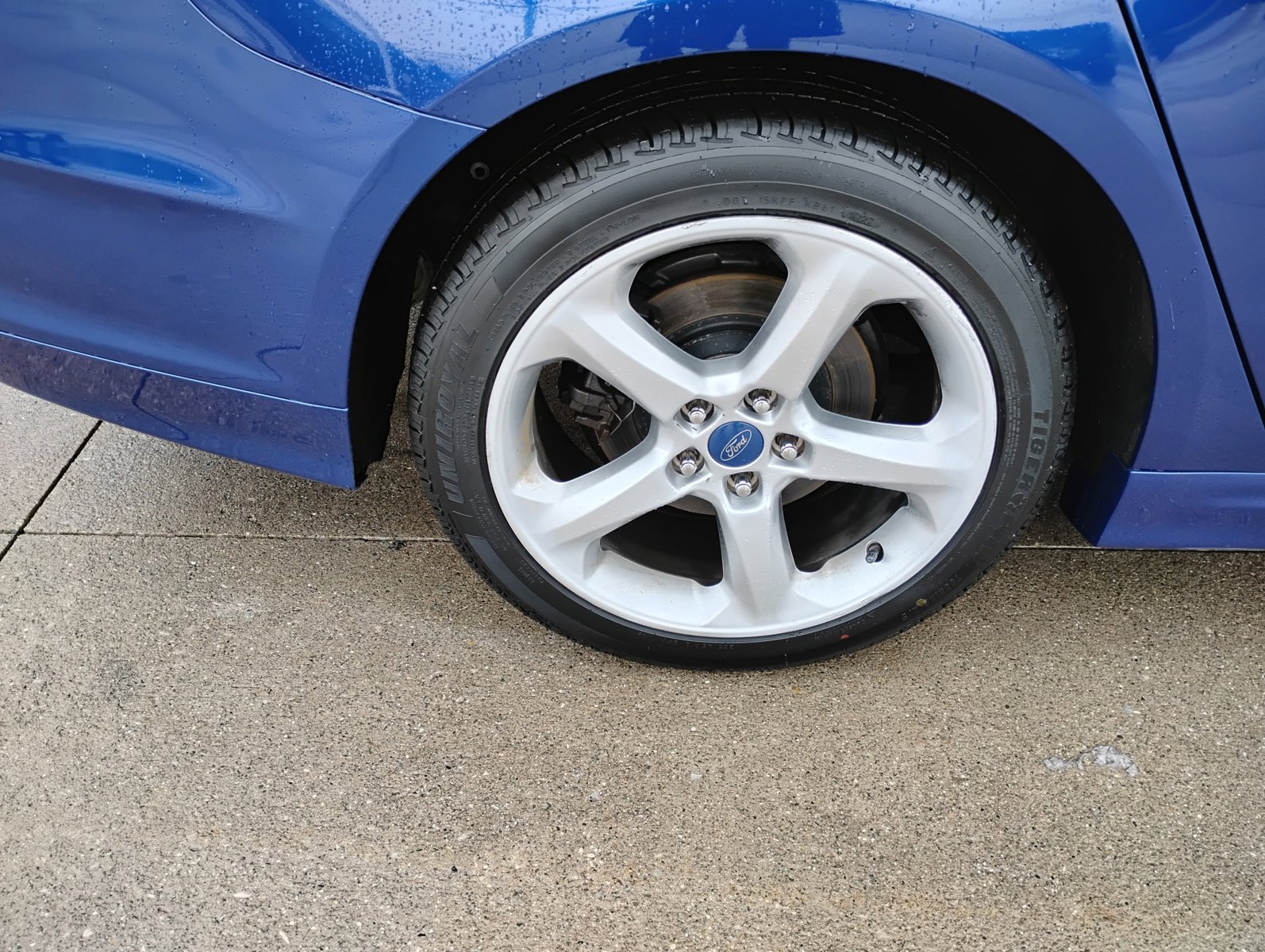 Used 2016 Ford Fusion SE image 25