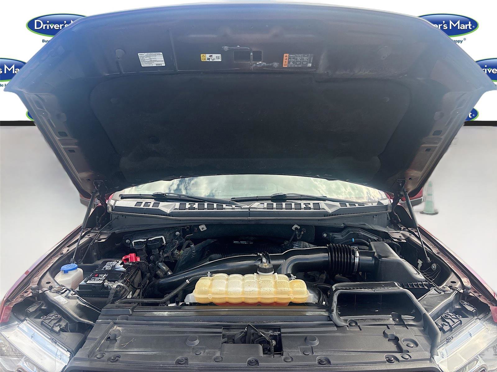 Used 2019 Ford F150 Lariat w/ Equipment Group 502A Luxury image 32