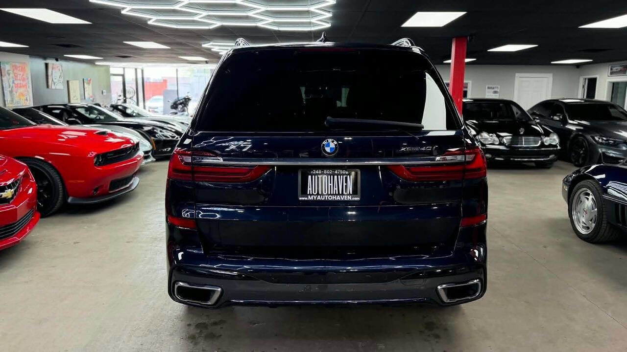 Used 2022 BMW X7 xDrive40i w/ M Sport Package AWD/4WD image 6