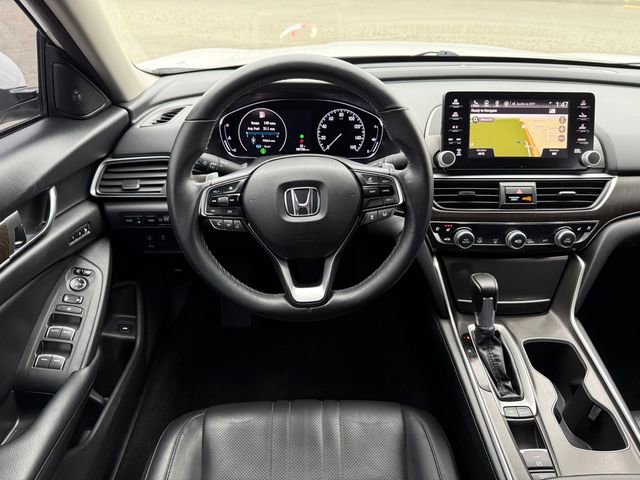 Used 2018 Honda Accord Touring image 19