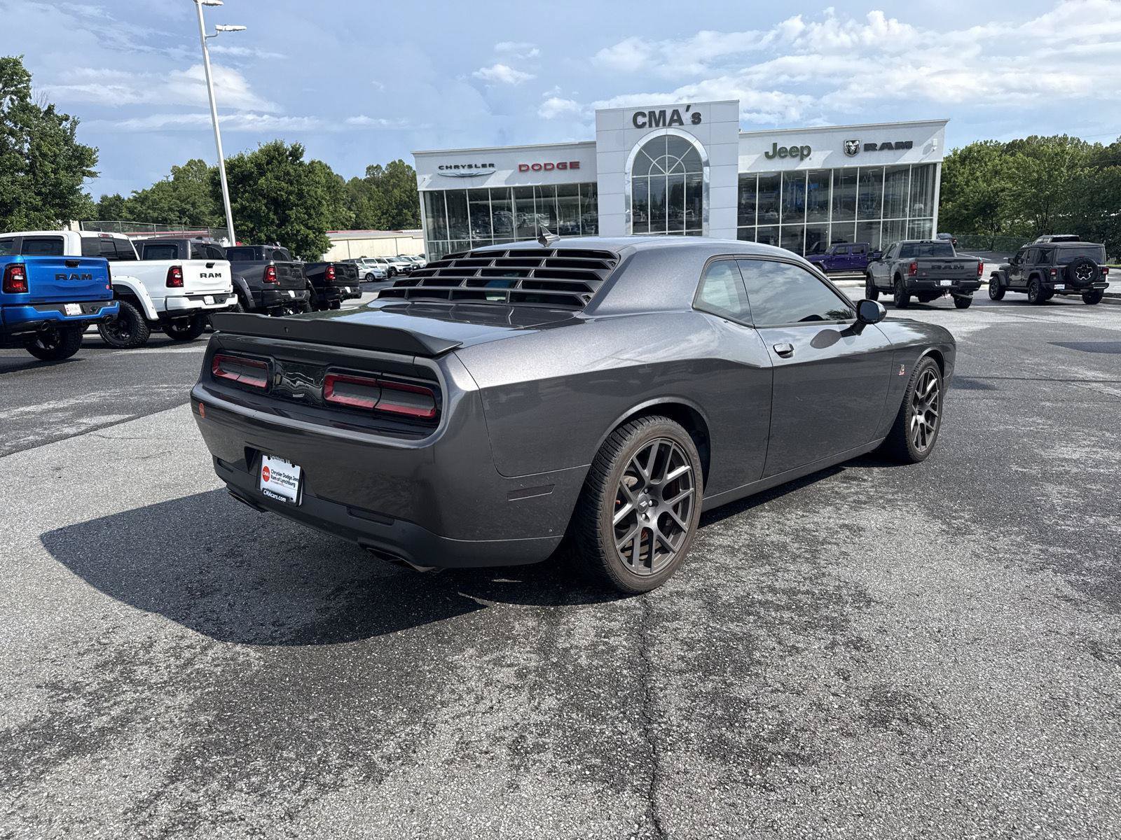 Used 2019 Dodge Challenger R/T Scat Pack w/ Plus Package RWD image 5