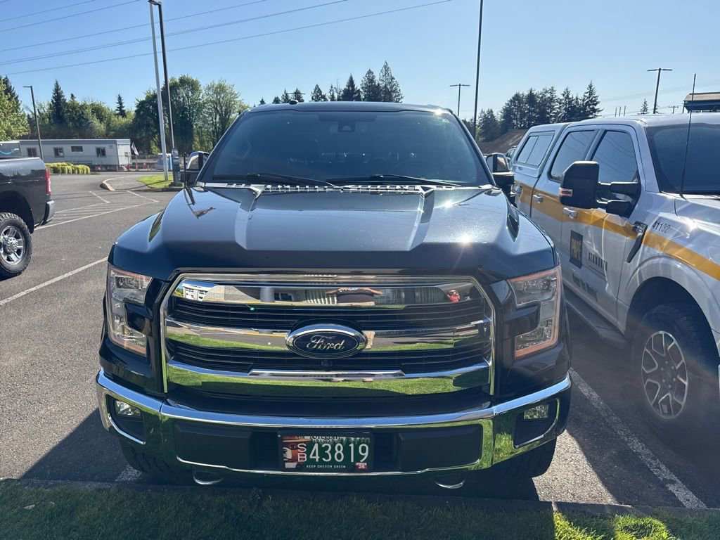 Used 2017 Ford F150 Lariat w/ Equipment Group 502A Luxury AWD/4WD image 2