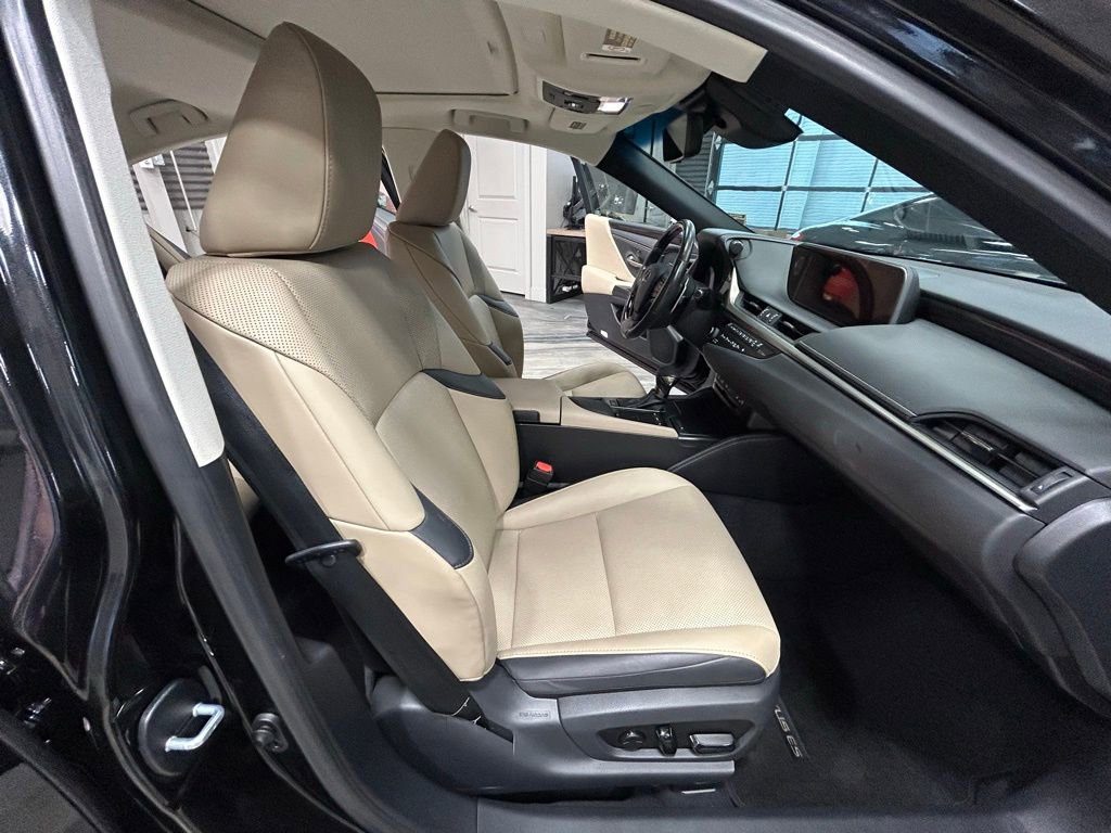 Used 2019 Lexus ES 350 w/ Premium Package image 38