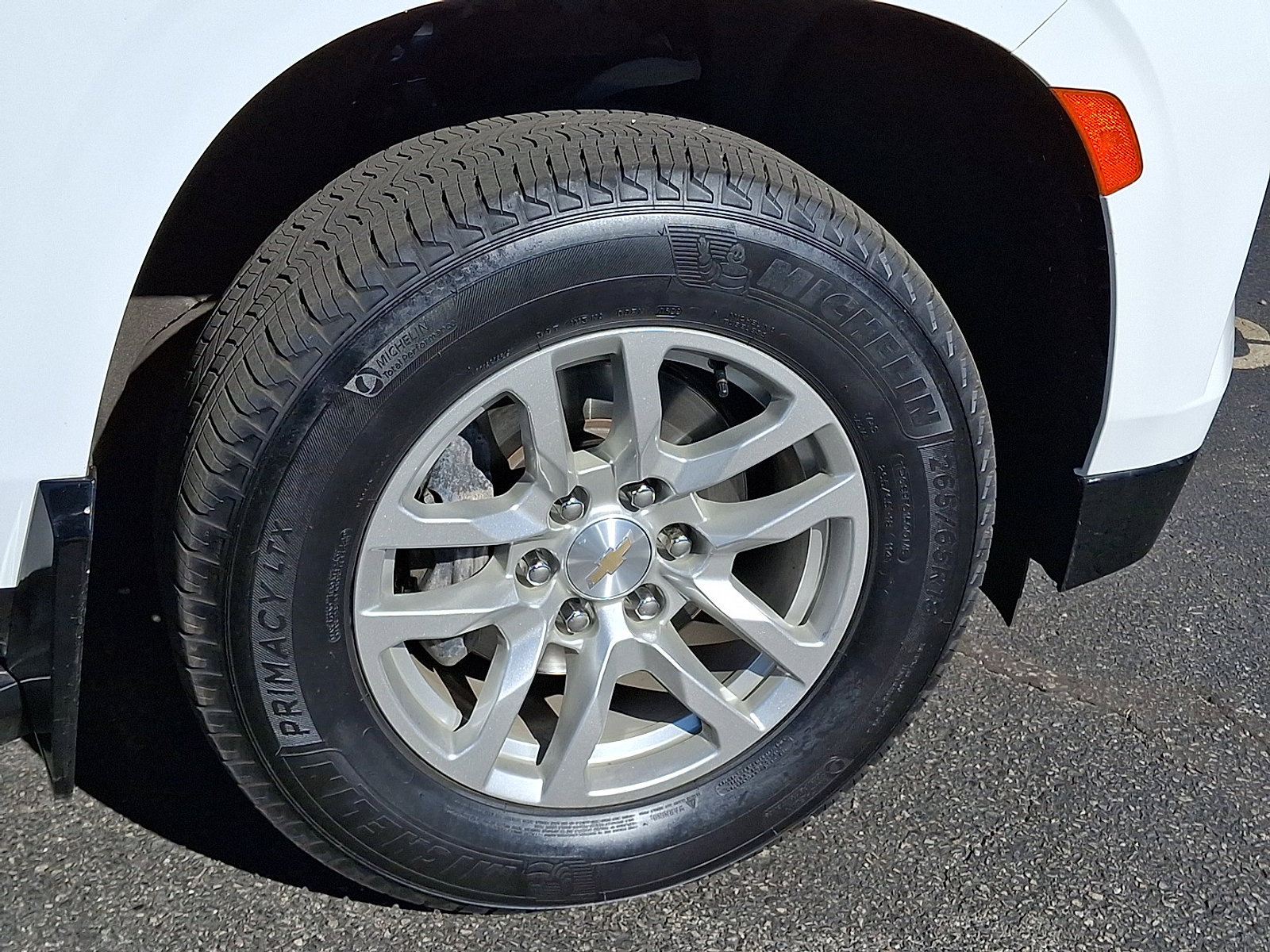 Certified 2022 Chevrolet Tahoe LS w/ Driver Alert Package image 9