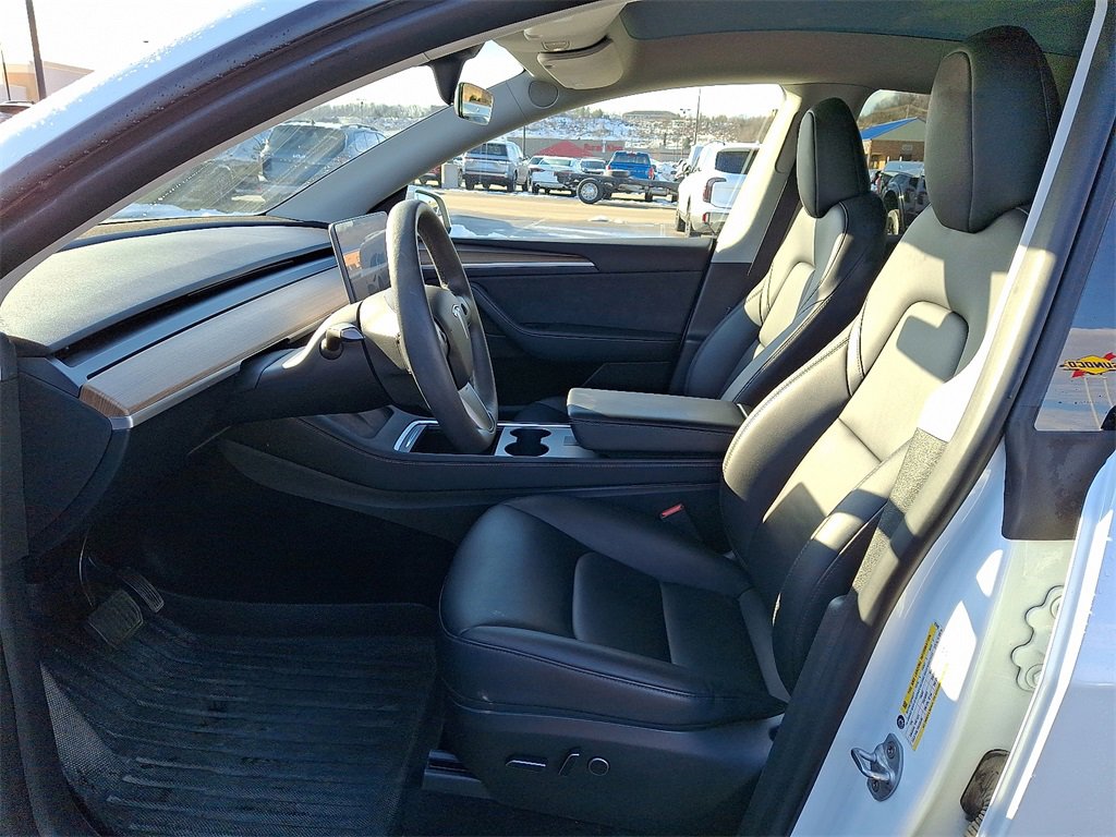 Used 2023 Tesla Model Y Long Range image 13
