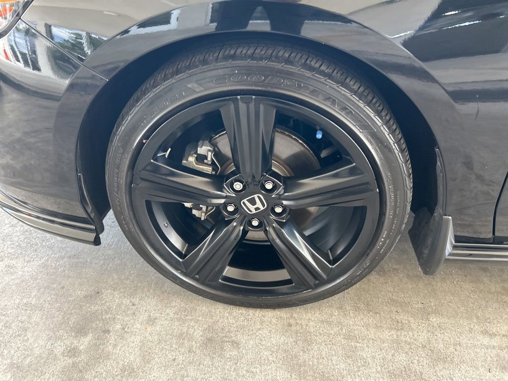 Used 2024 Honda Accord Sport image 13