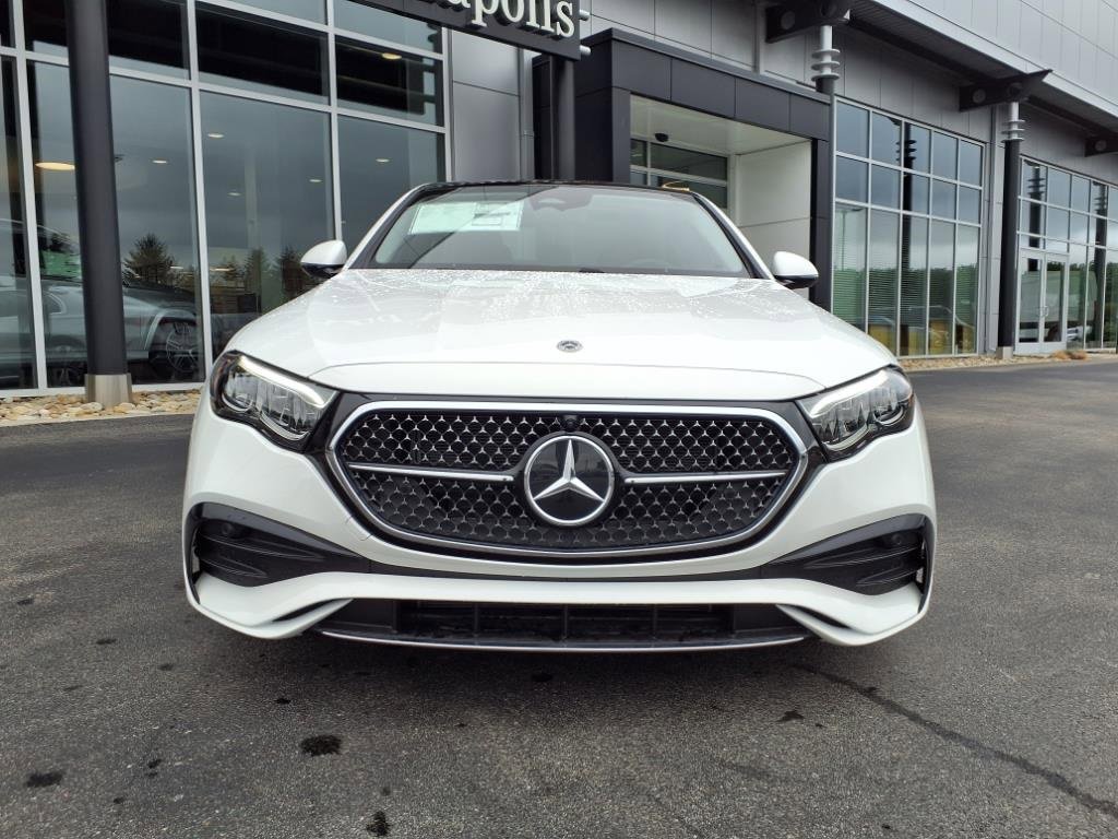 New 2025 Mercedes-Benz E 450 4MATIC Sedan image 9