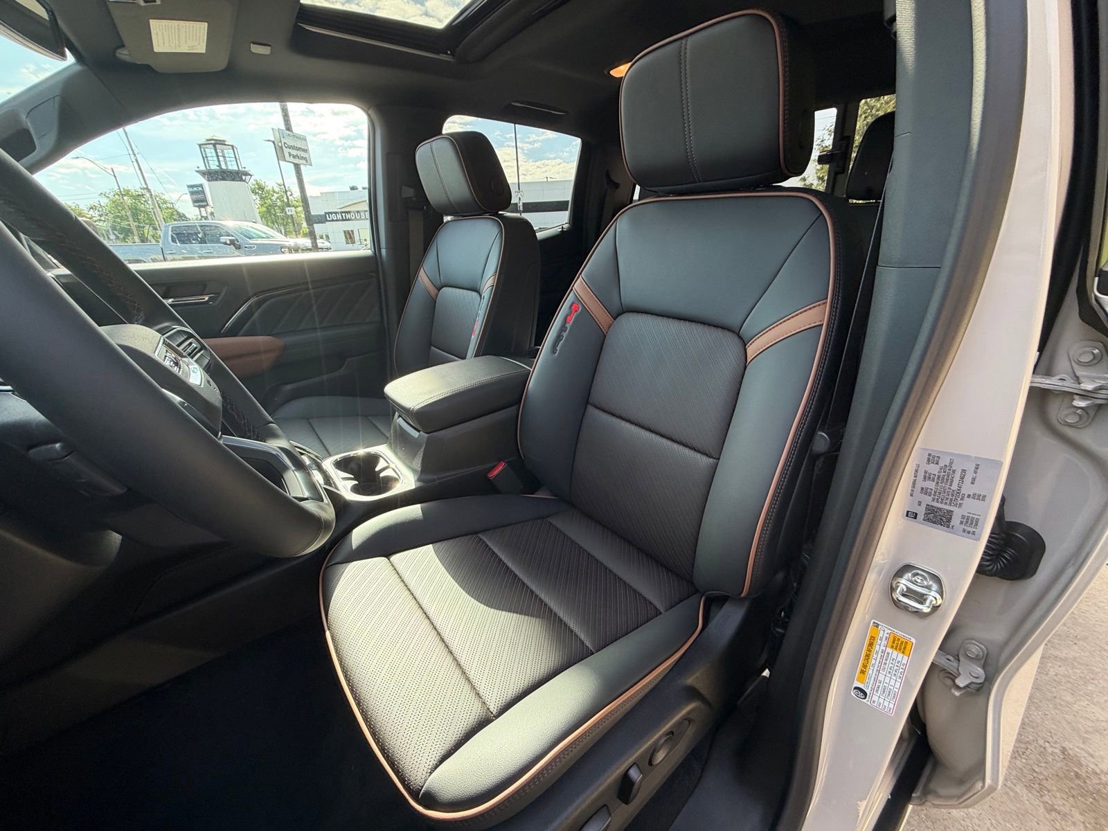 New 2026 GMC Canyon AT4 w/ Technology Plus Package AWD/4WD image 11