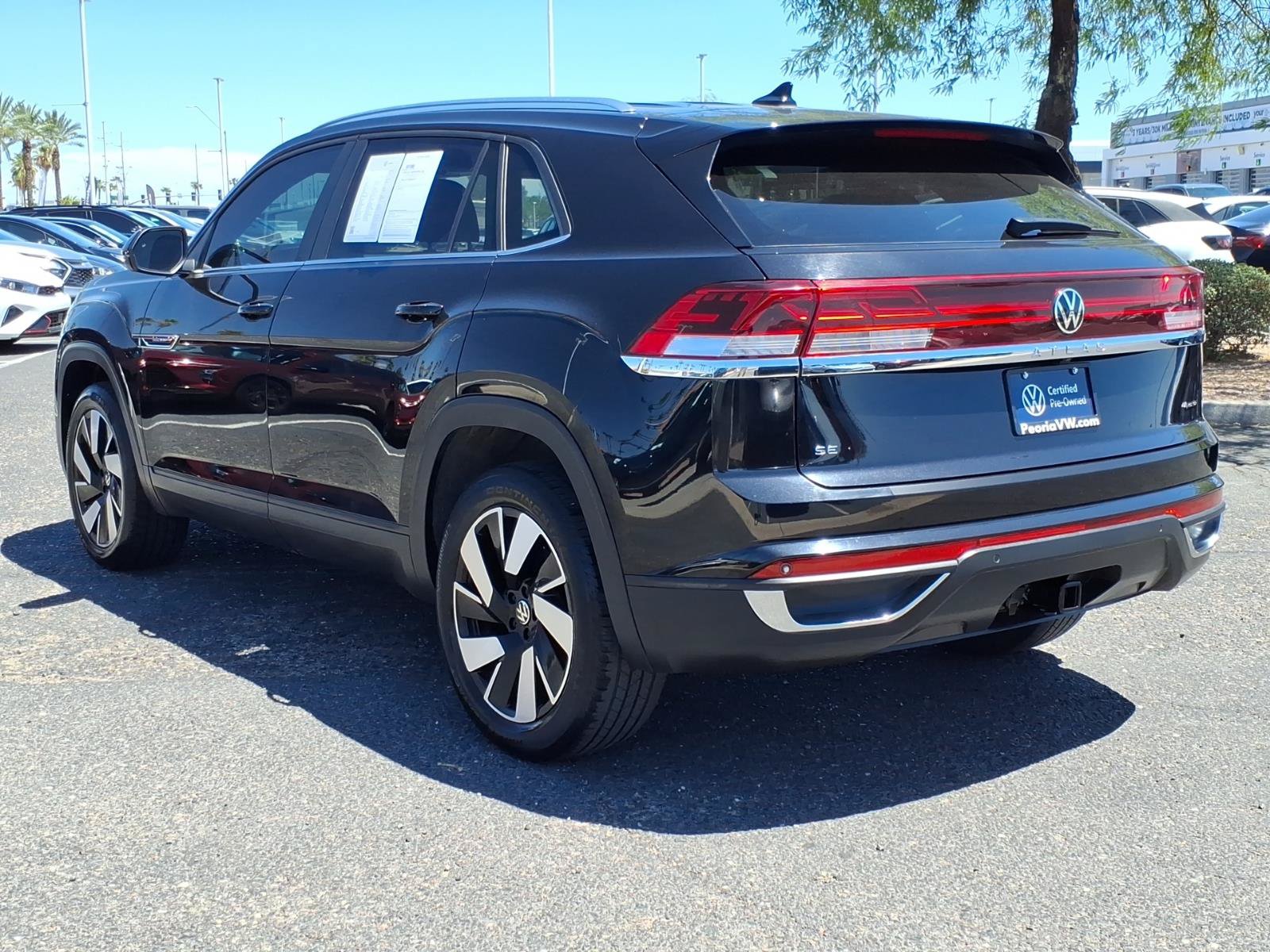 Certified 2024 Volkswagen Atlas Cross Sport SE AWD/4WD image 5