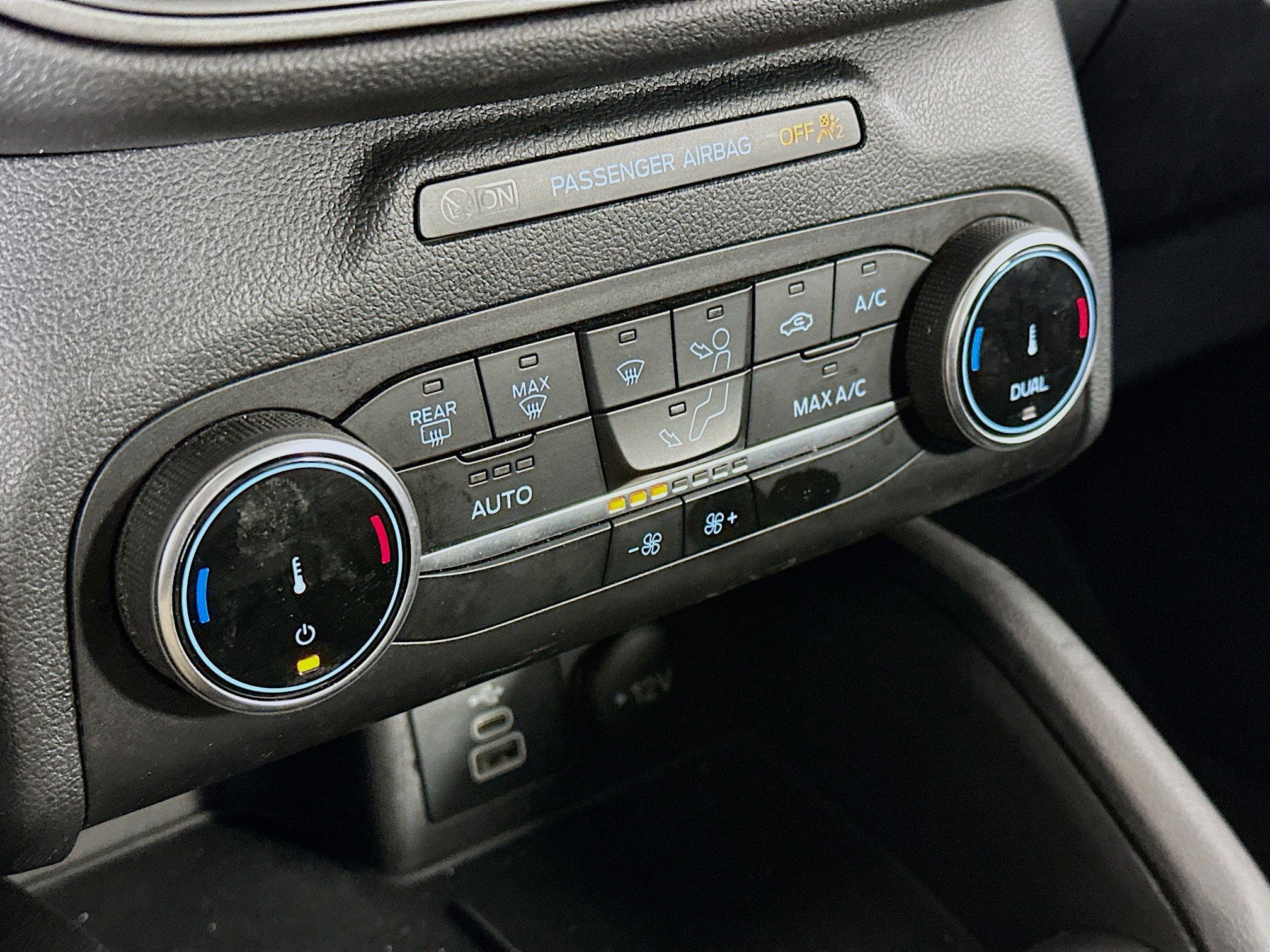 Used 2024 Ford Escape Active image 23