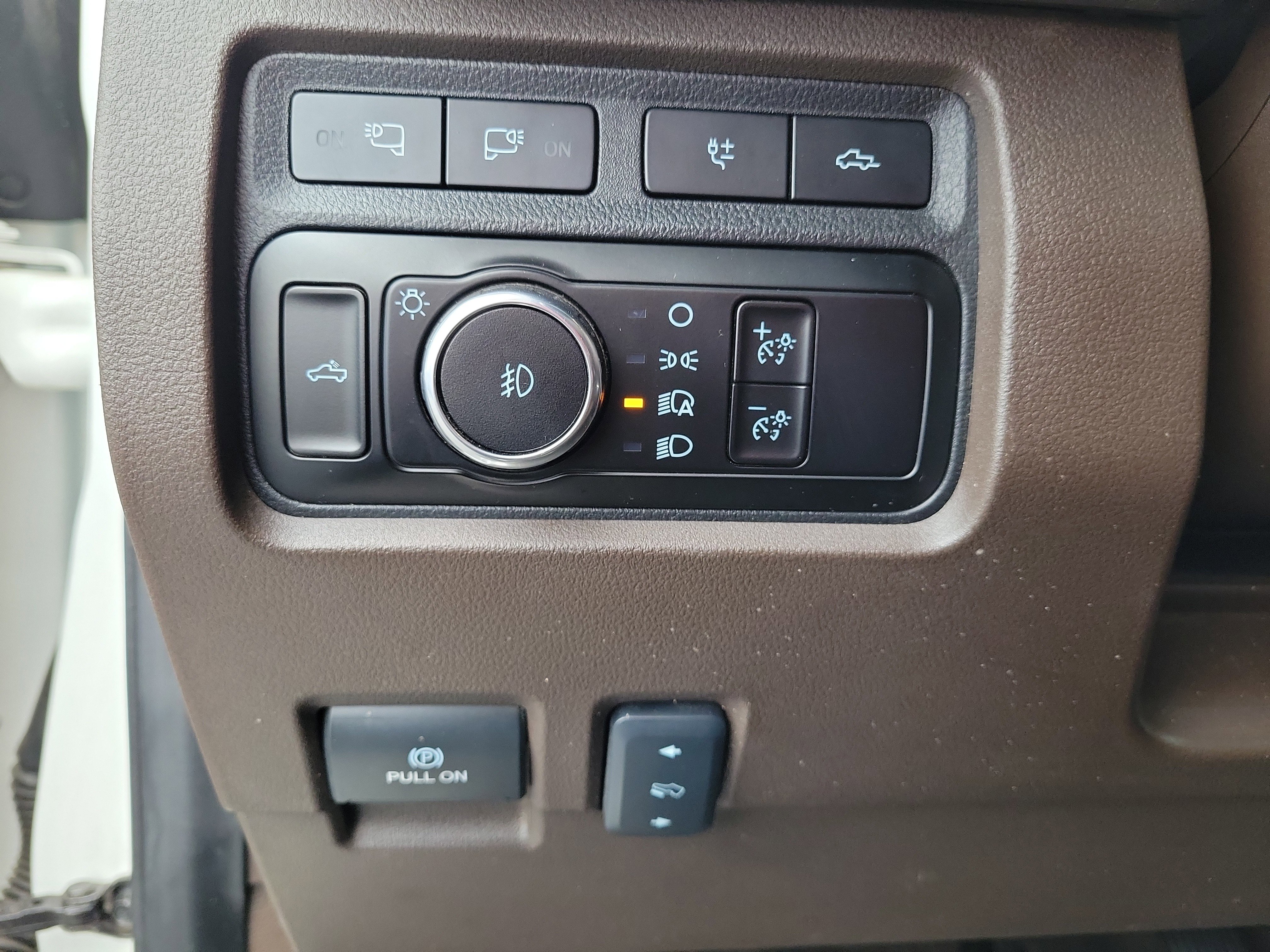 Certified 2023 Ford F250 King Ranch w/ Chrome Package image 20