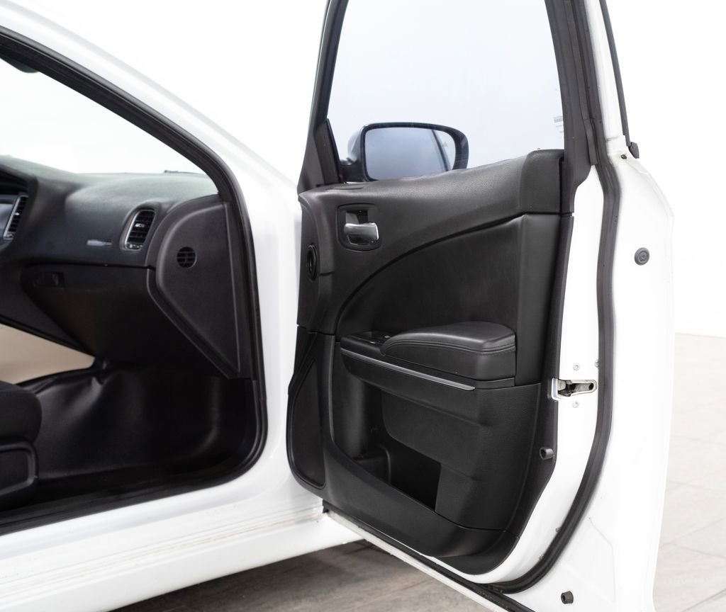 Used 2018 Dodge Charger Police w/ Fleet Safety Group image 15