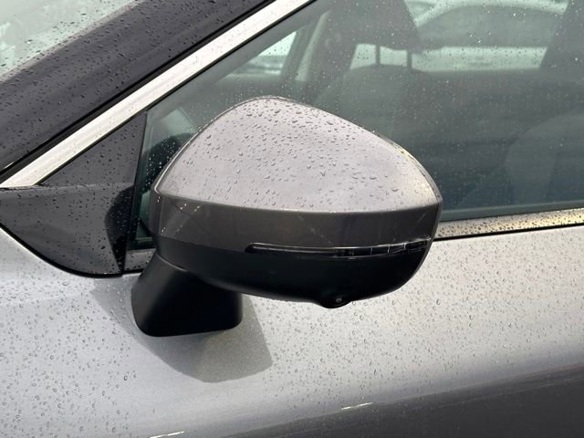 Certified 2021 Nissan Rogue SV AWD/4WD image 11