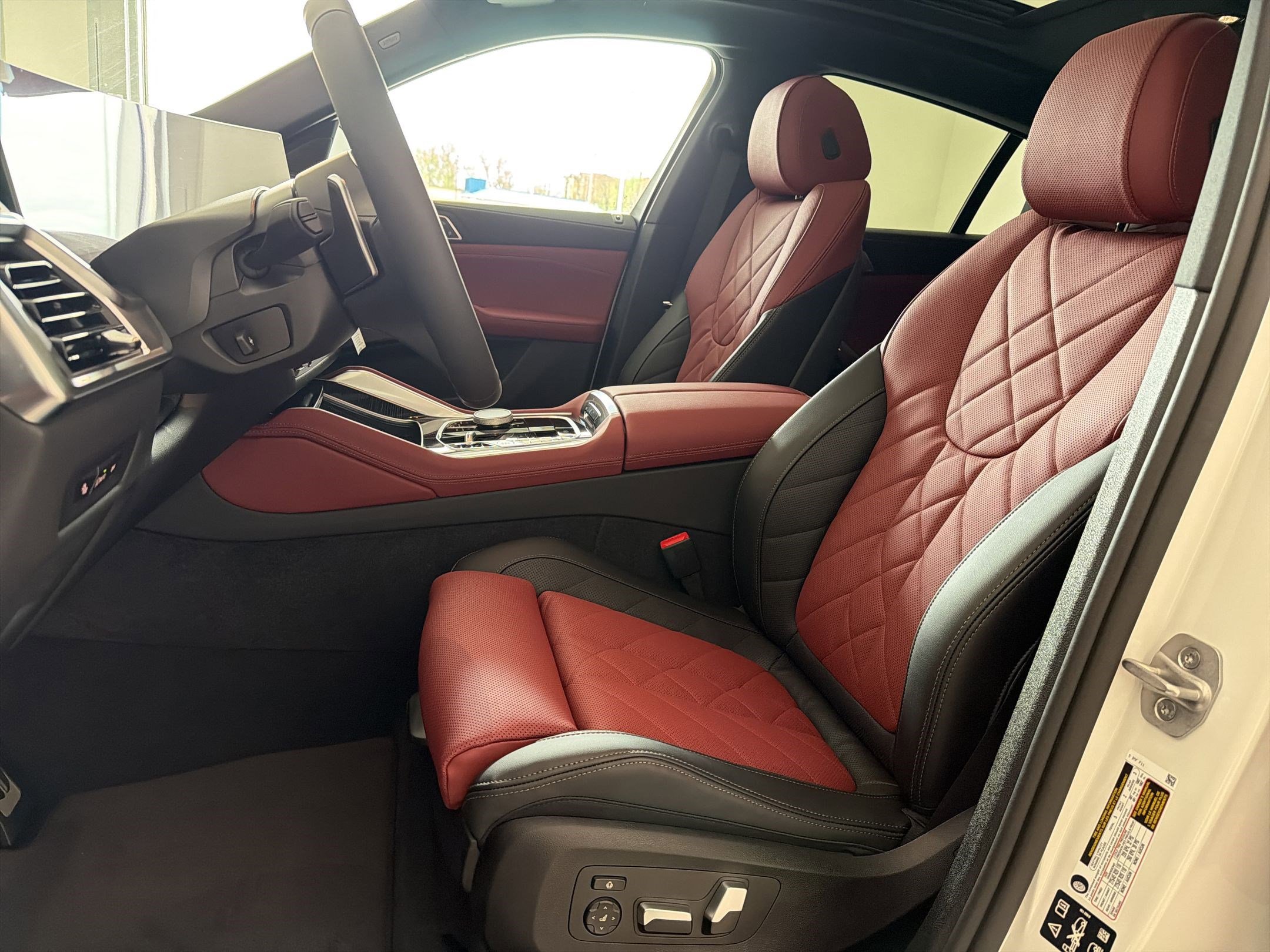 New 2026 BMW X6 xDrive40i w/ Premium Package image 5