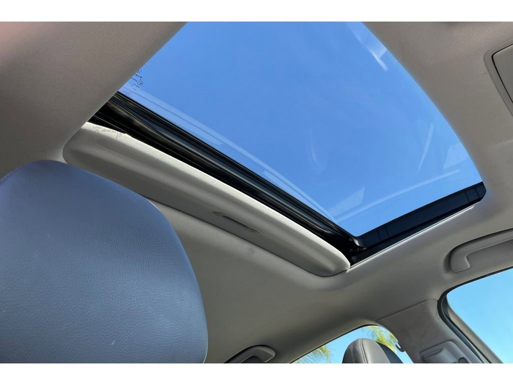 Used 2018 Acura TLX image 18