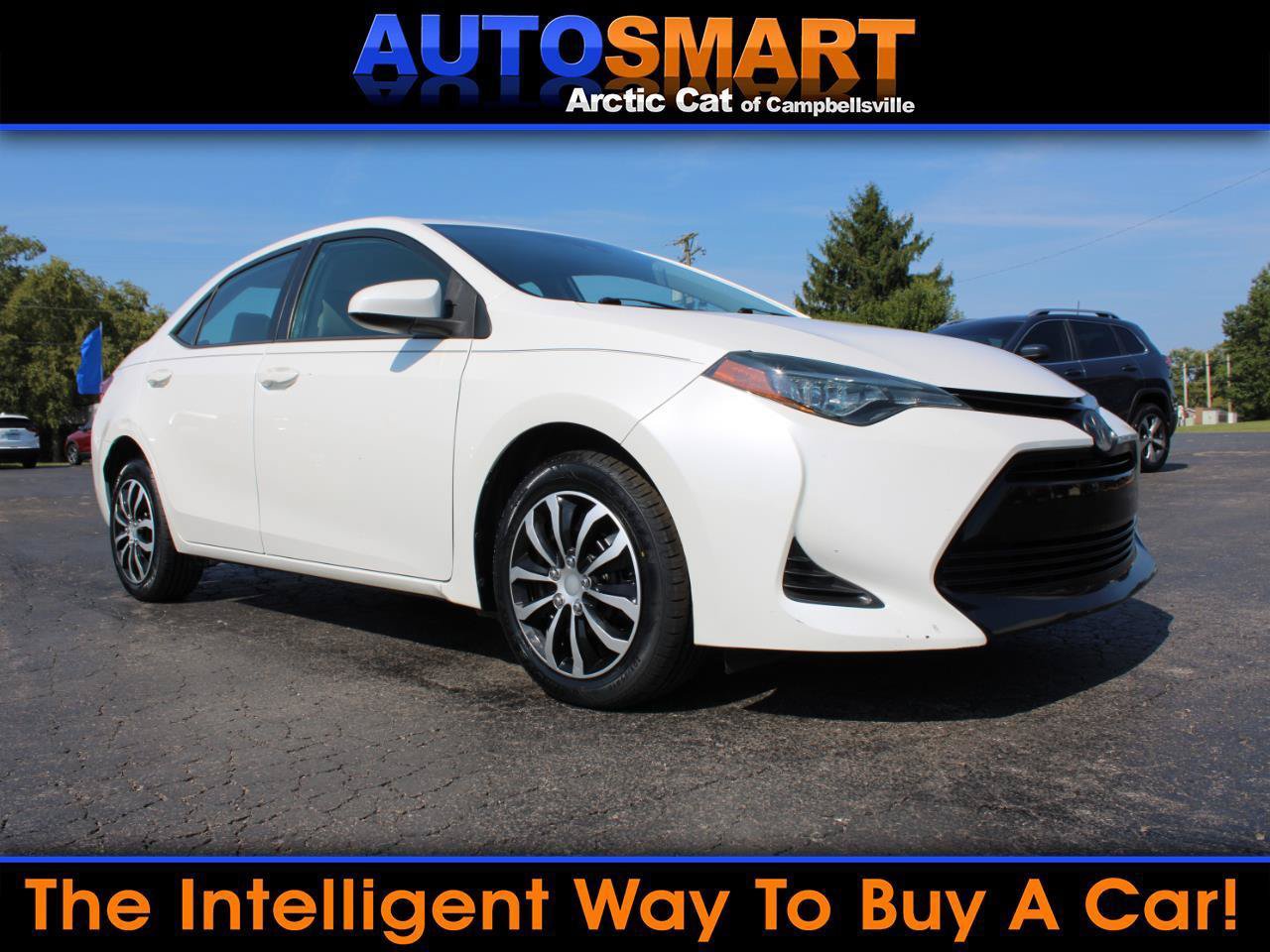 Used 2019 Toyota Corolla LE FWD image 1