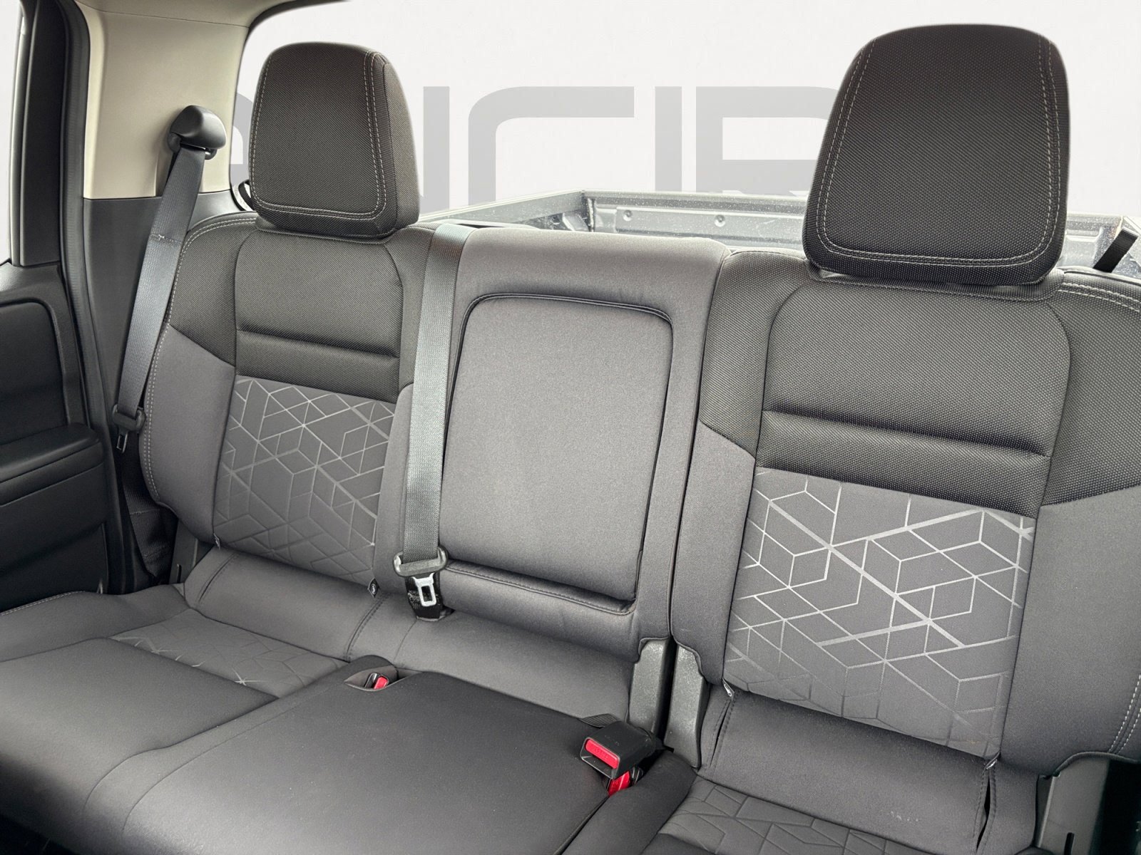 Used 2025 Nissan Frontier SV RWD image 20