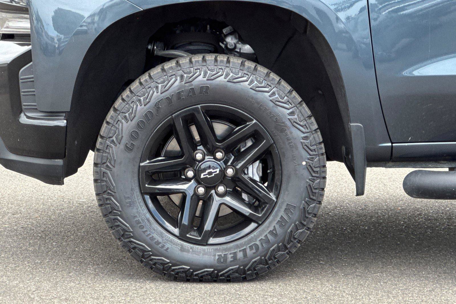 Used 2021 Chevrolet Silverado 1500 LT Trail Boss w/ Convenience Package II AWD/4WD image 27