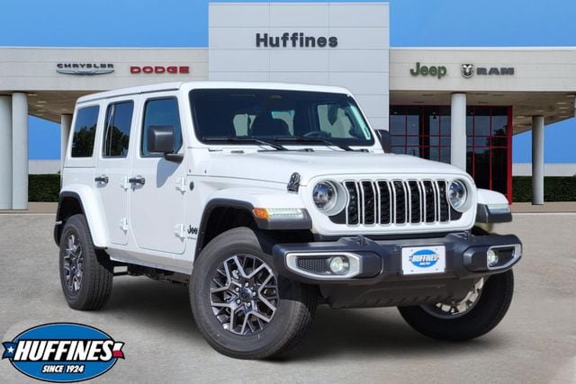 New 2026 Jeep Wrangler Unlimited Sahara w/ Safety Group
