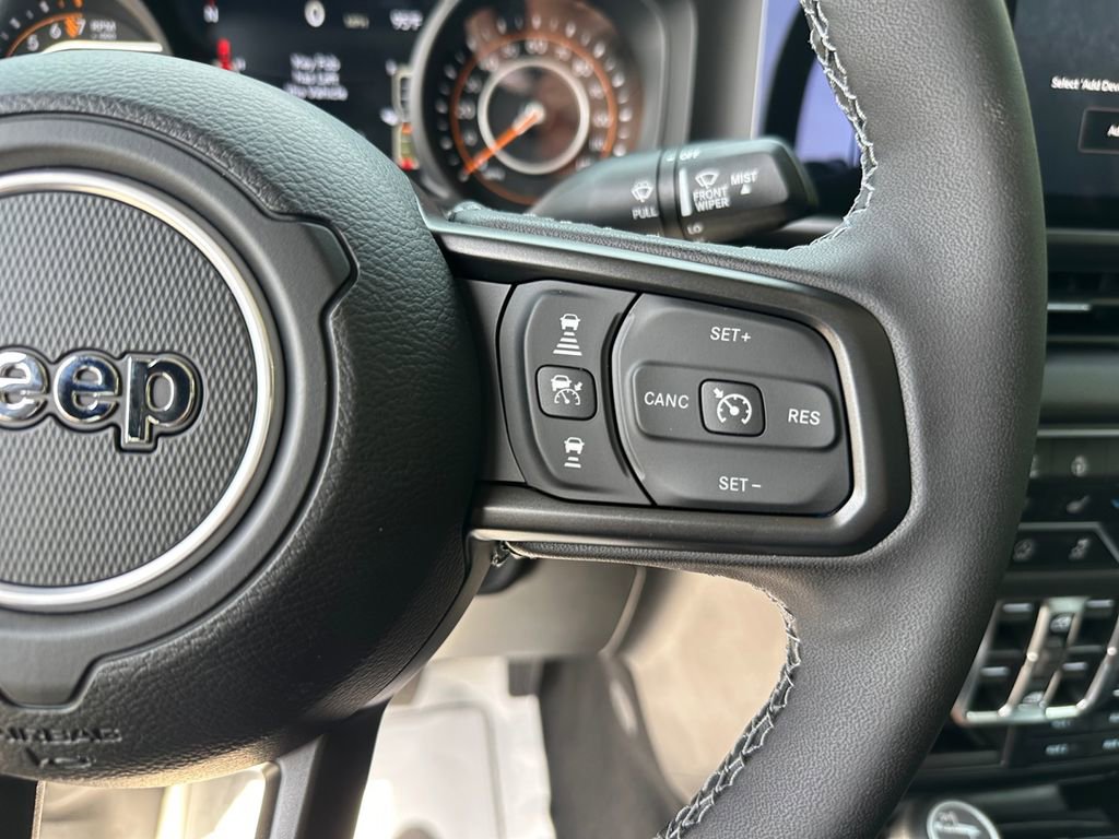 New 2025 Jeep Gladiator Sport AWD/4WD image 20