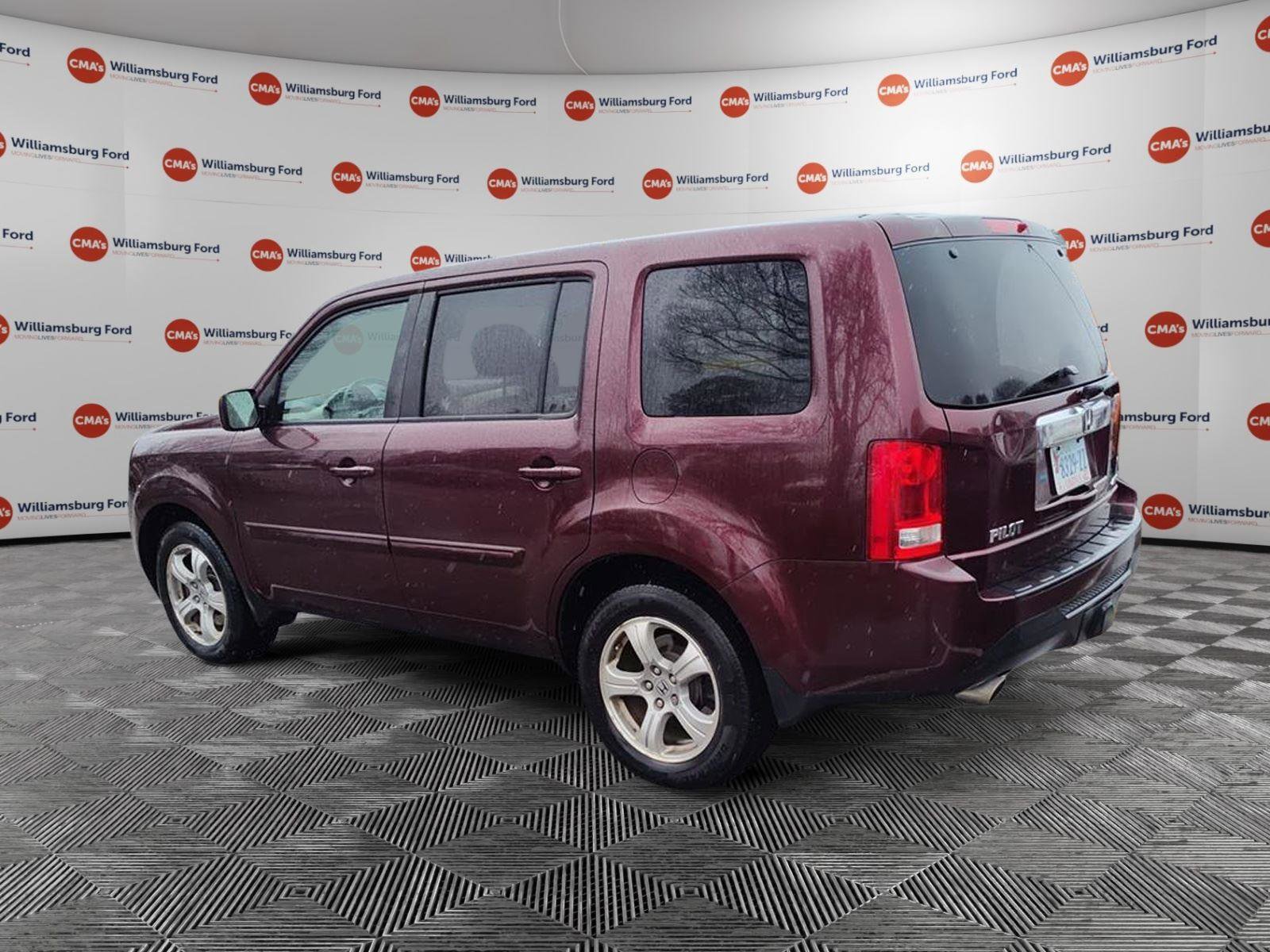 Used 2015 Honda Pilot EX-L image 2