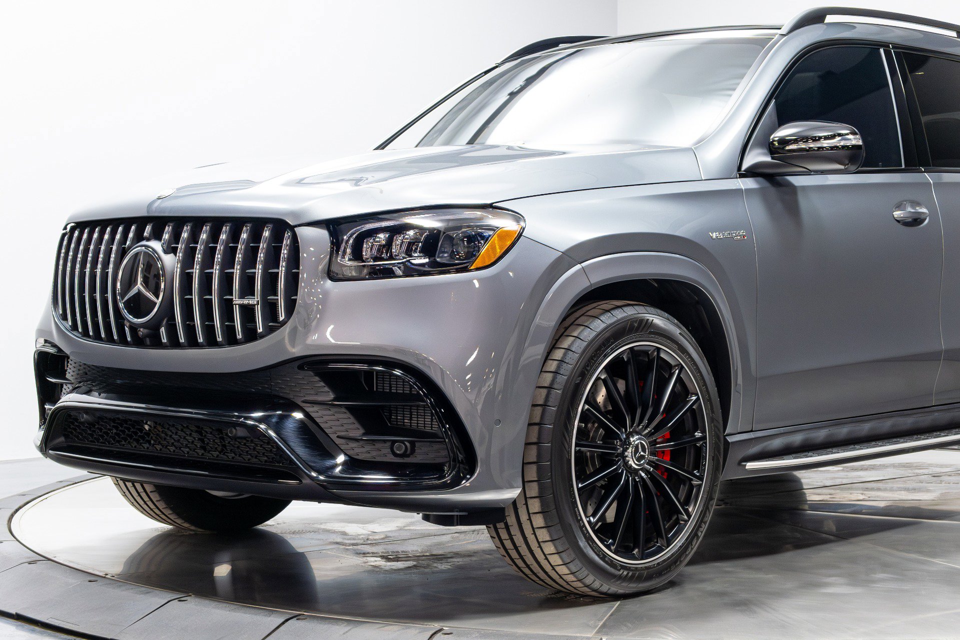 Used 2026 Mercedes-Benz GLS 63 AMG 4MATIC image 4