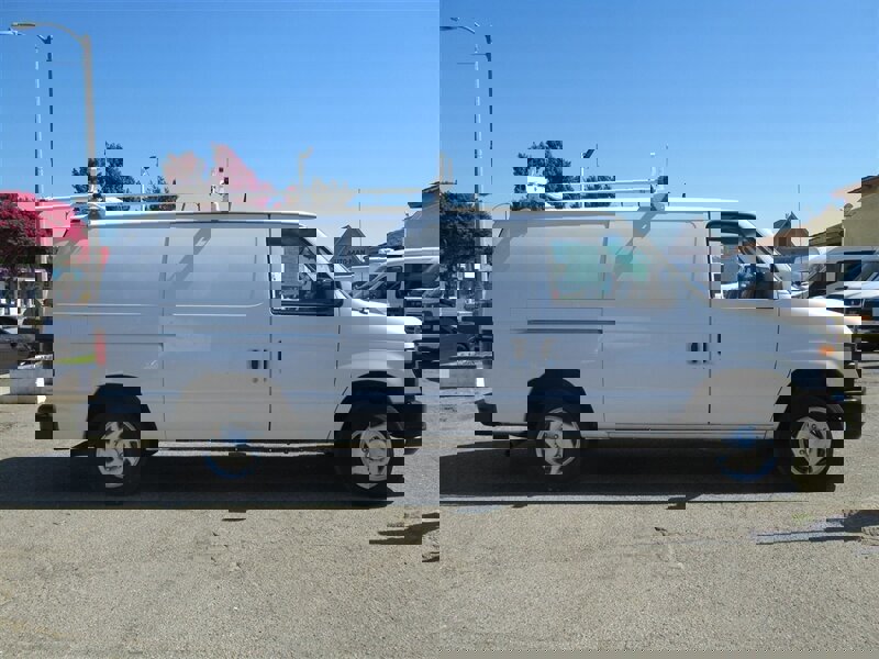 Used 2013 Ford E-150 and Econoline 150 image 4