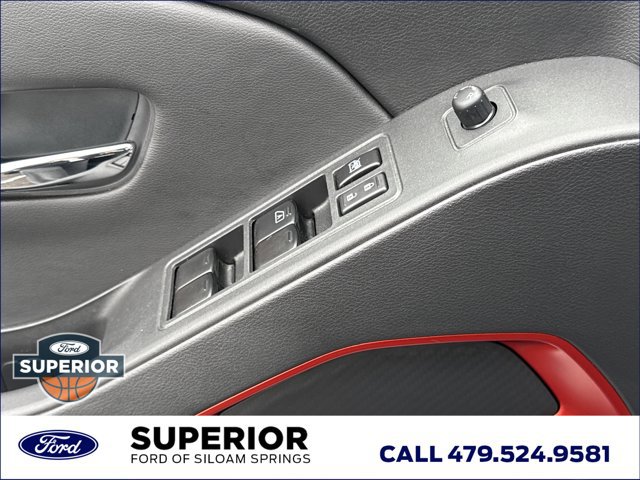 Used 2025 Nissan Frontier PRO-4X AWD/4WD image 18