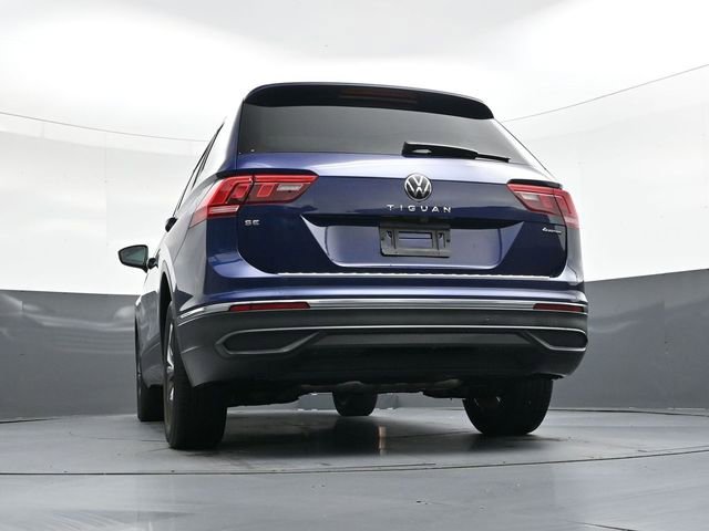 Used 2022 Volkswagen Tiguan SE image 30