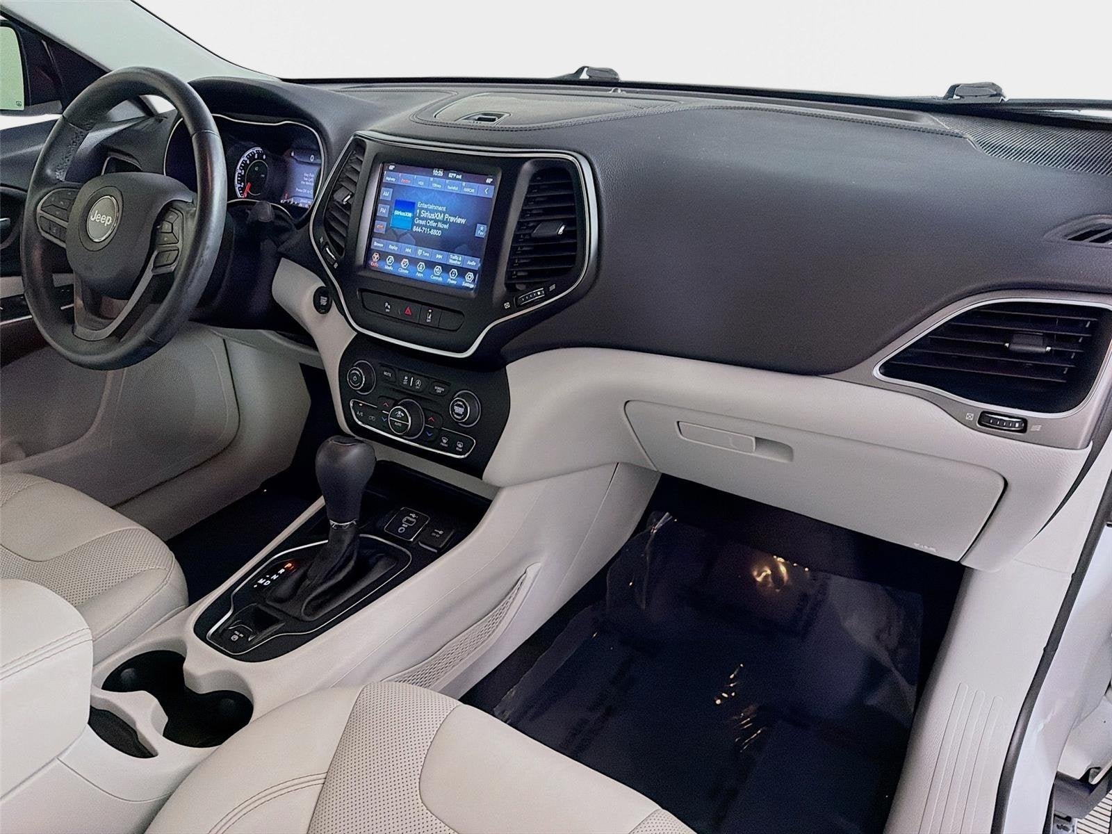 Used 2021 Jeep Cherokee Latitude Lux w/ Sun & Sound Group FWD image 27