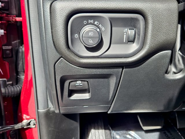 Used 2026 RAM 1500 Express RWD image 18