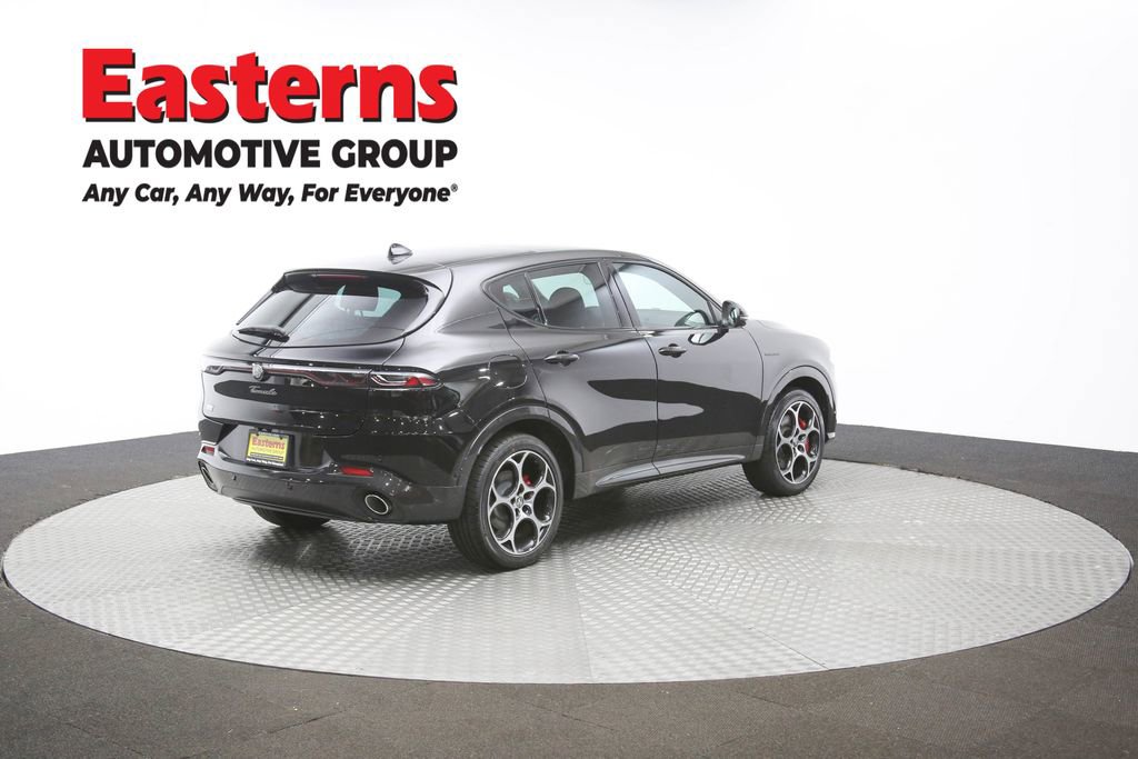 Used 2024 Alfa Romeo Tonale Veloce AWD/4WD image 39