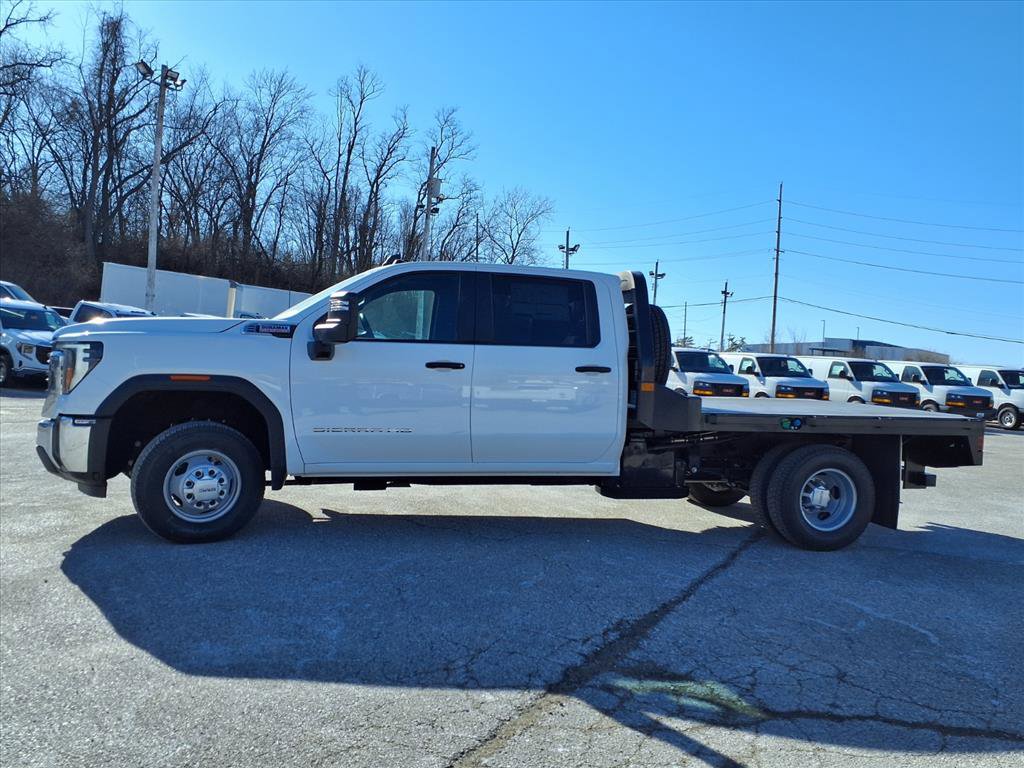 New 2026 GMC Sierra 3500 Pro w/ Convenience Package image 24