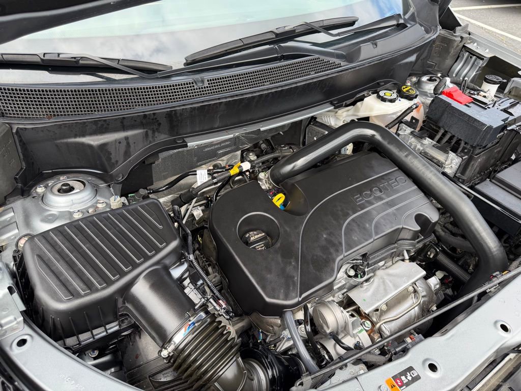 Used 2025 Chevrolet Equinox ACTIV w/ Convenience Package III image 38