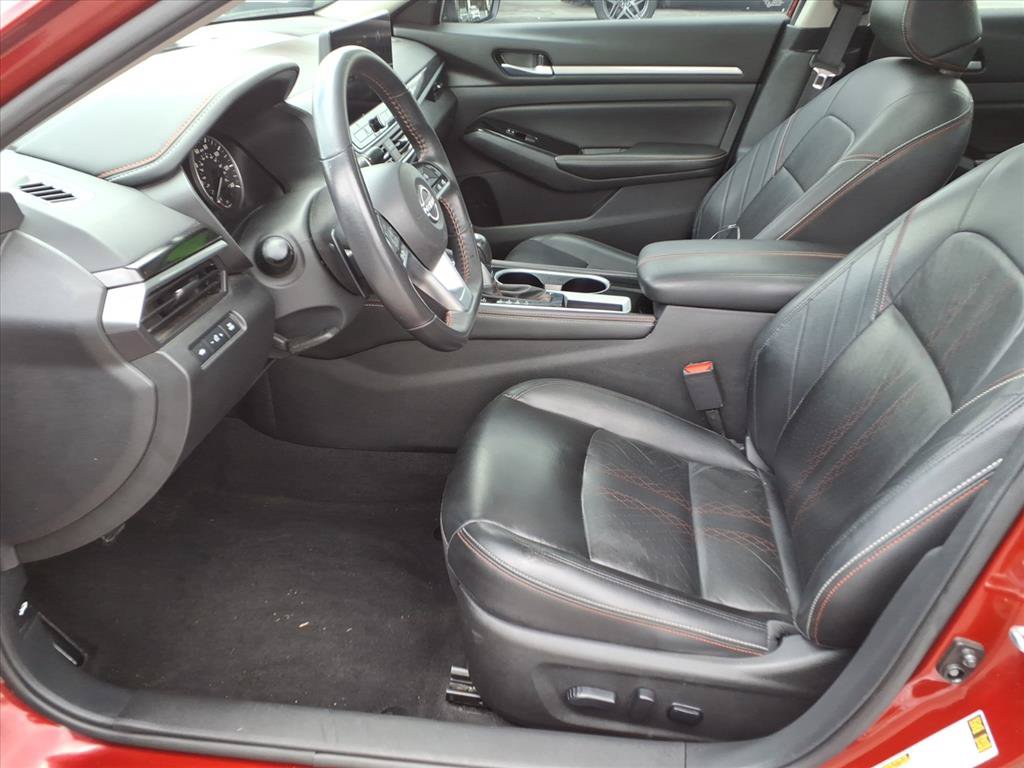 Certified 2024 Nissan Altima 2.5 SR w/ SR Premium Package FWD image 7