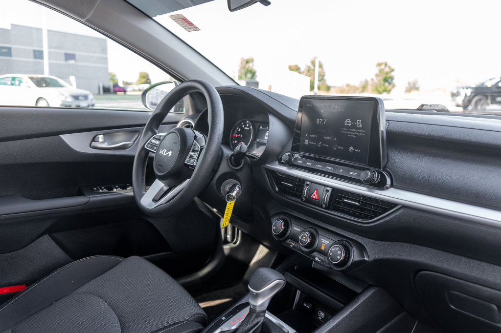 Used 2024 Kia Forte LXS FWD image 11
