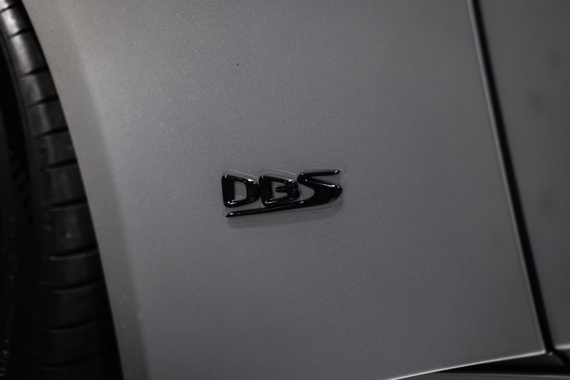 Used 2023 Aston Martin DBS Superleggera Volante image 35