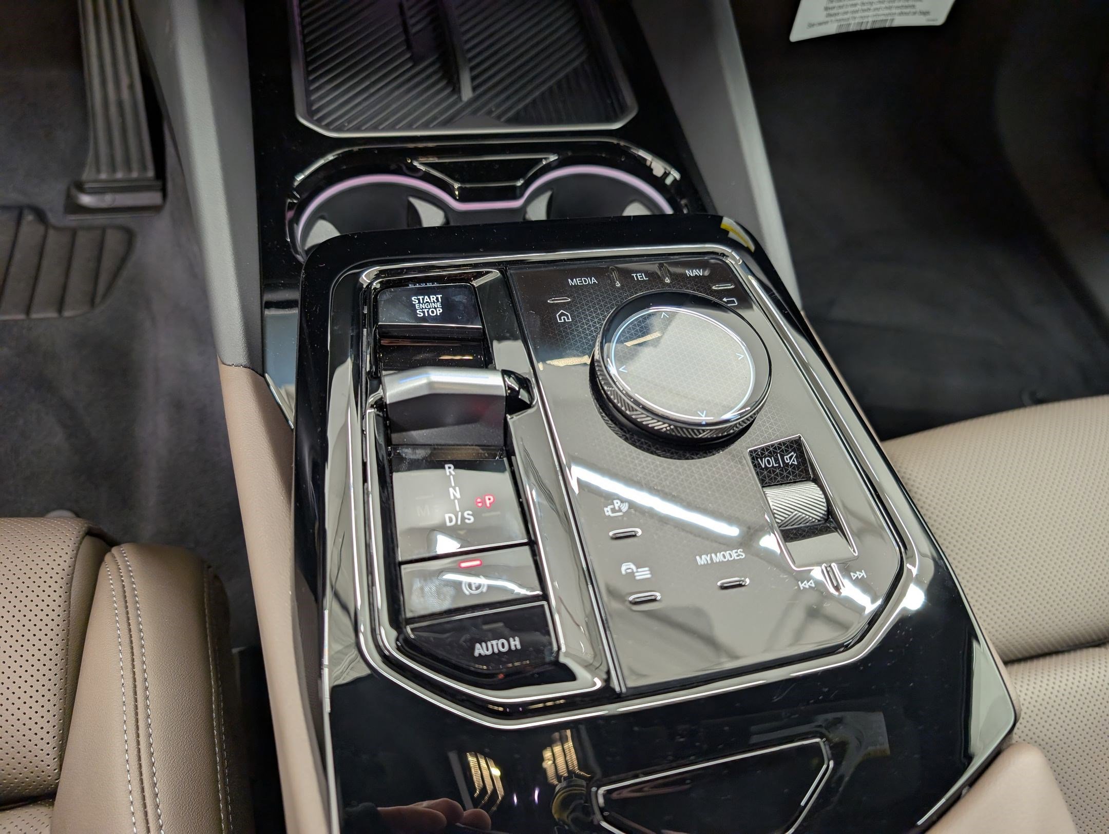 New 2026 BMW 530i xDrive w/ Premium Package image 20