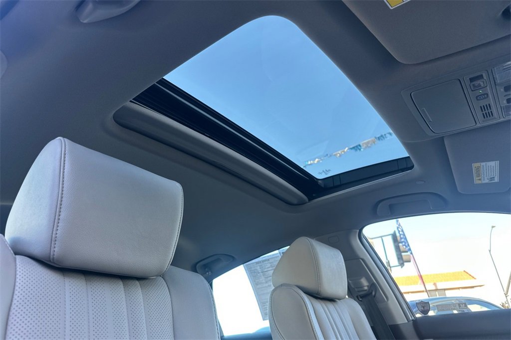 Used 2019 Honda Accord Touring image 15