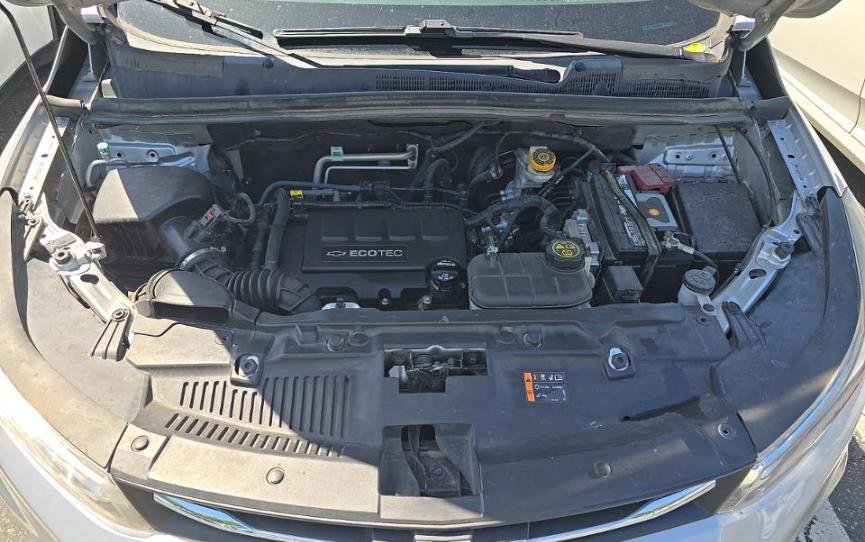 Used 2017 Chevrolet Trax LS w/ LPO, Protection Package FWD image 16