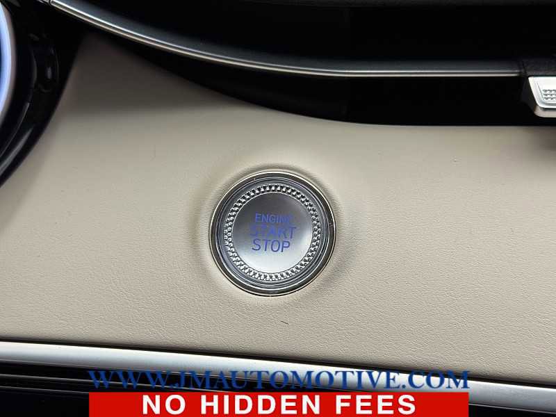 Used 2024 Genesis GV70 2.5T w/ Select Package image 43