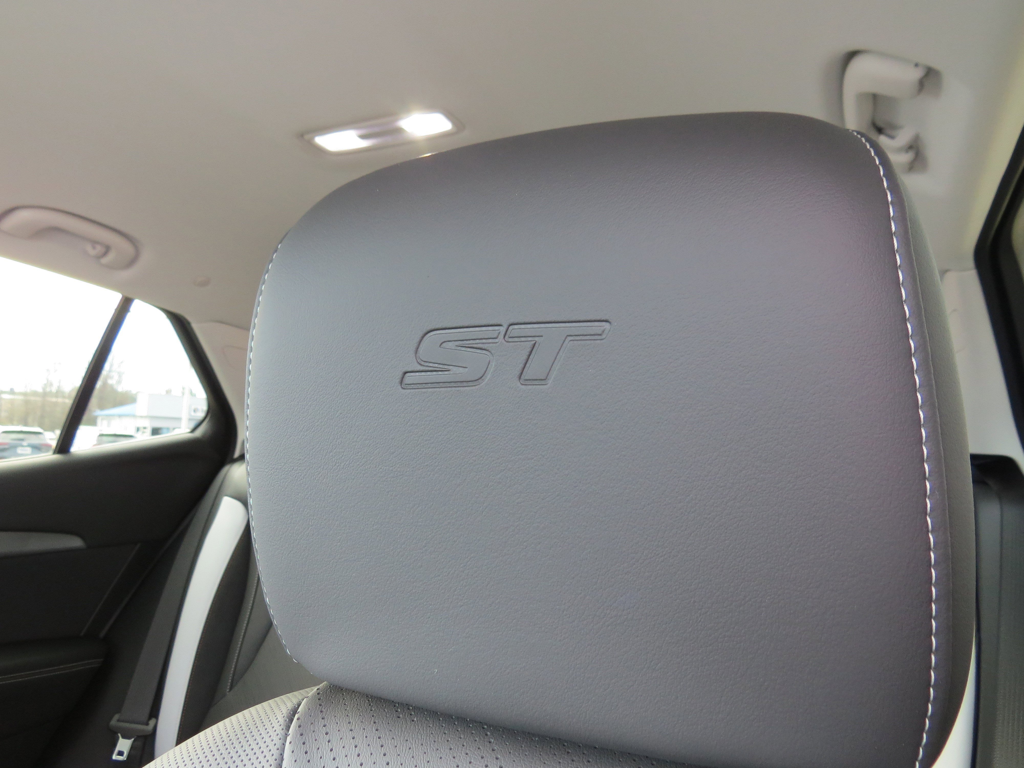 New 2026 Buick Envision Sport Touring image 19